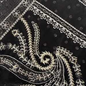 Dupatta Black and White Embroidered Fabric